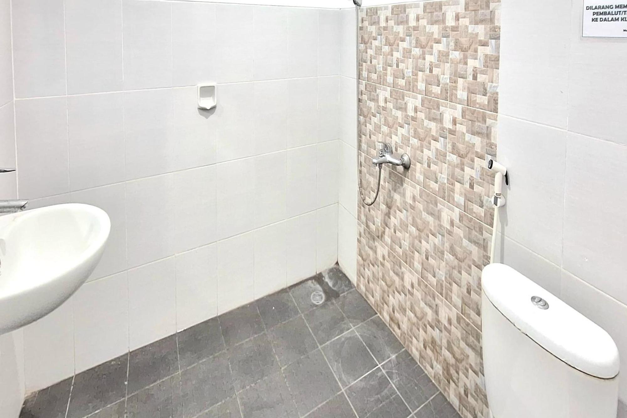 Villa Bukit Bunga Syariah Redpartner Pacet Mojokerto 외부 사진